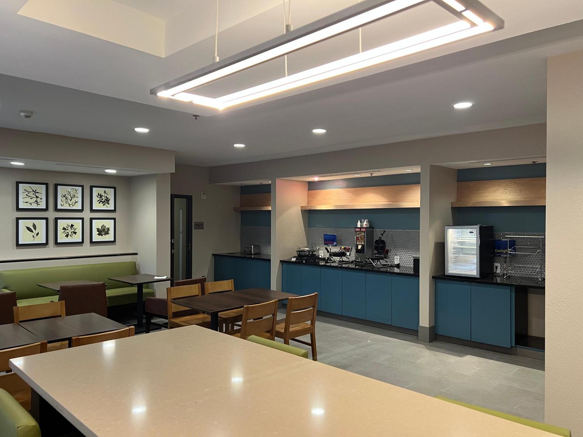 Country Inn & Suites By Radisson, Lsu - Medical Corridor Батън Руж Екстериор снимка