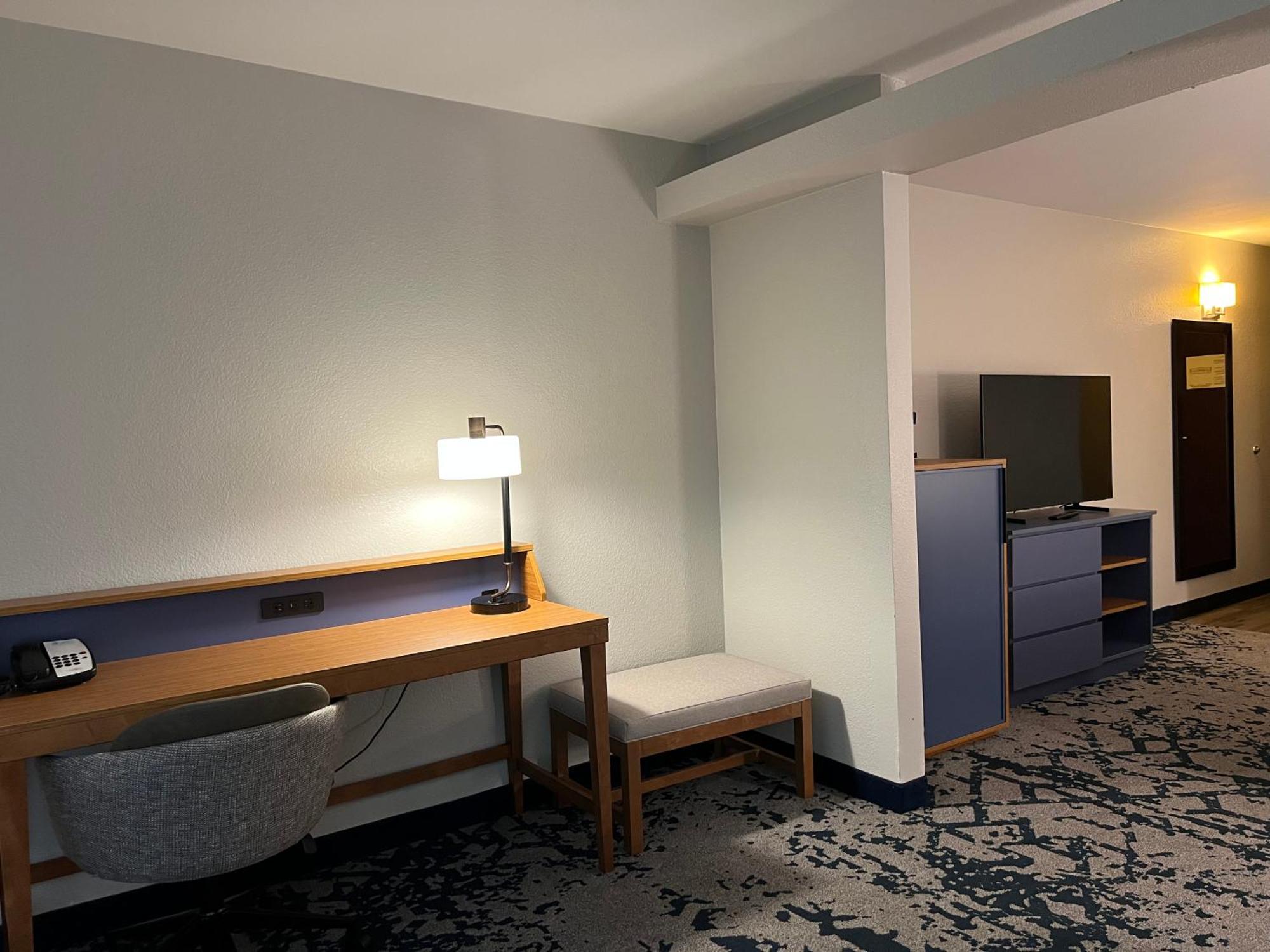 Country Inn & Suites By Radisson, Lsu - Medical Corridor Батън Руж Екстериор снимка